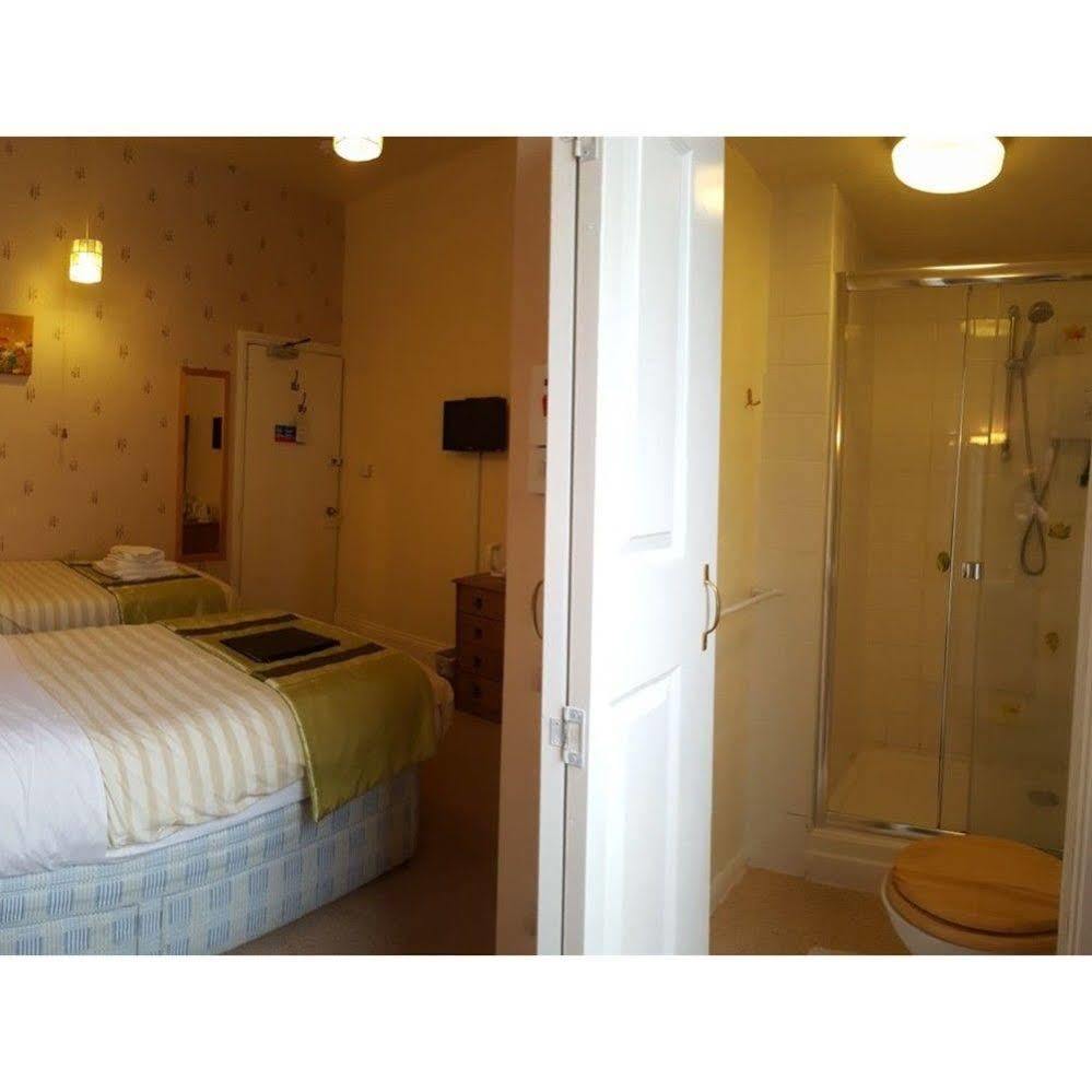 Hotel The Harbour Lights Ilfracombe Esterno foto